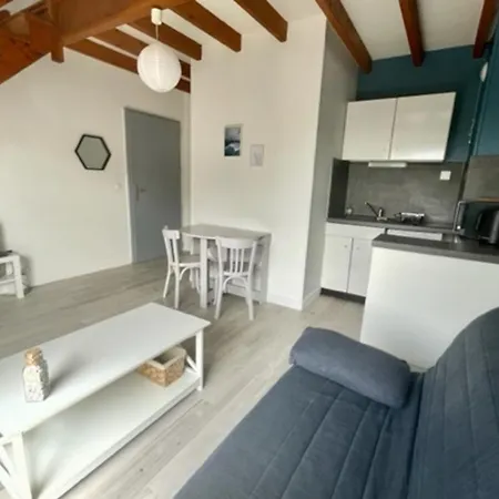 Appartamento Cozy Nest With Balcony Steps From The La Rochelle (Charente-Maritime)